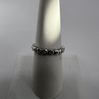 925 Sterling Silver & CZ Ring Size 7