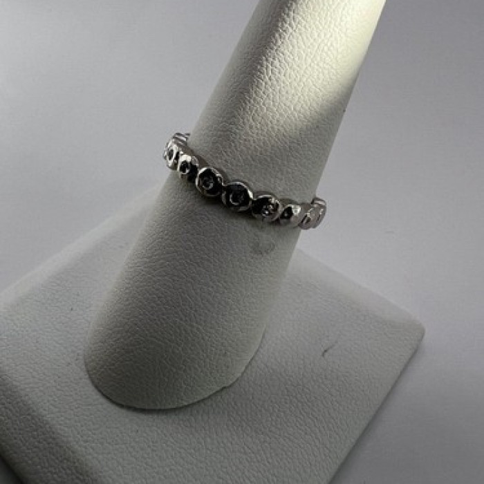 925 Sterling Silver & CZ Ring Size 7