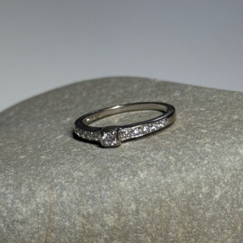 925 Sterling Silver CZ Ring Size 6.5