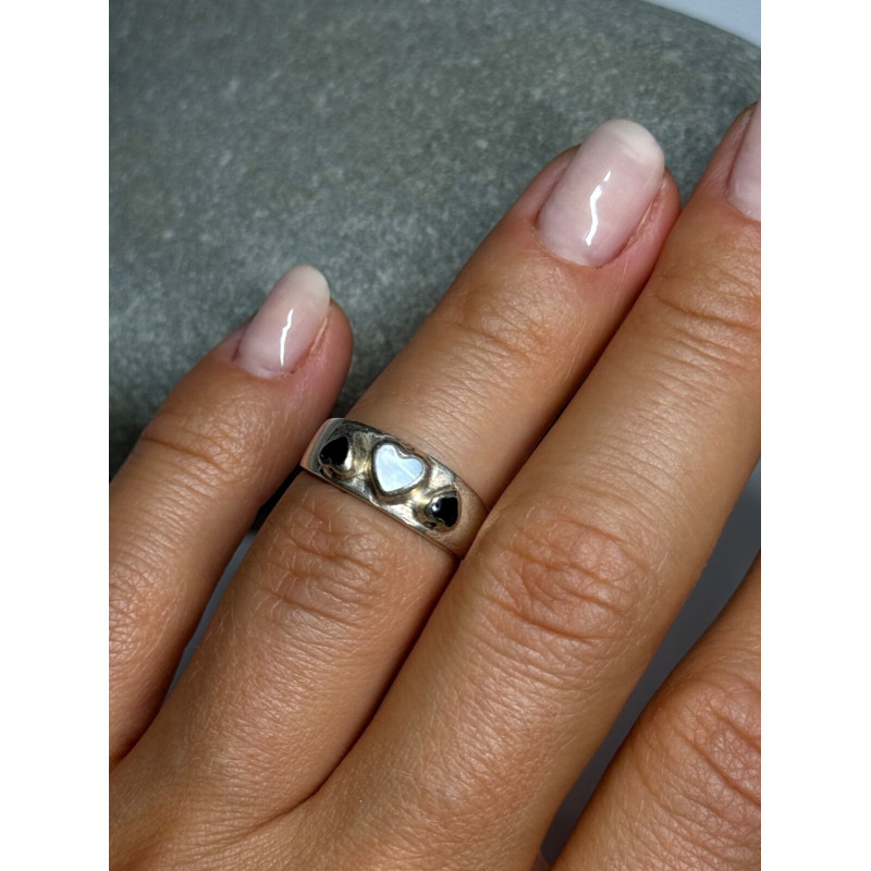 925 Sterling Silver Abalone & Enamel Hearts Ring Size 5