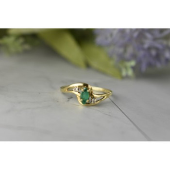 14K YELLOW GOLD EMERALD & DIAMONDS RING SIZE 8