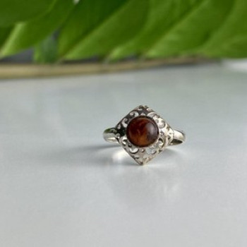 Vintage 925 Sterling Silver Amber Ring Size 5.5
