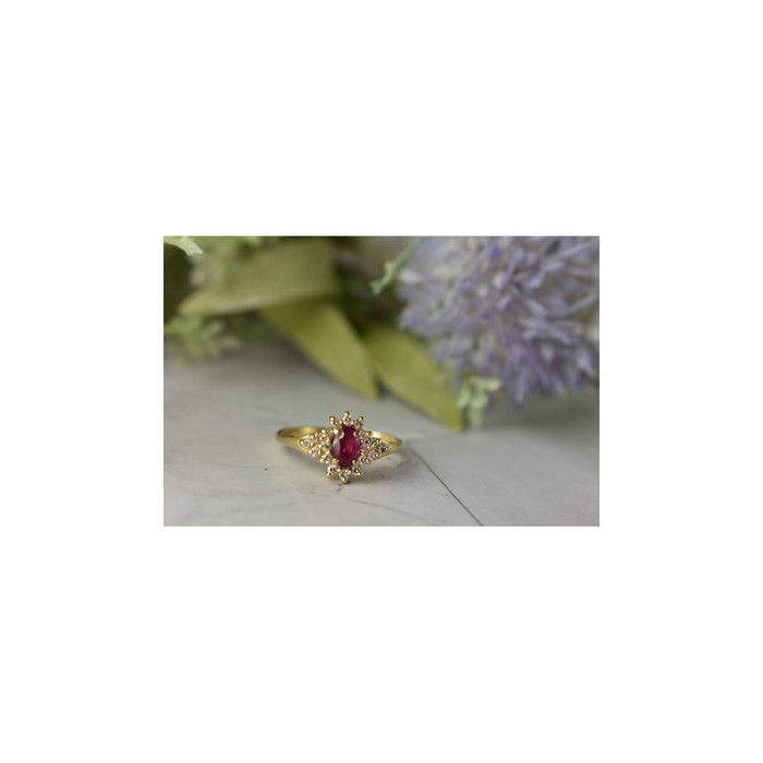 14K YELLOW GOLD RUBY & DIAMONDS RING SIZE 8