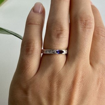 925 Sterling Silver Iolite & CZ Band Ring Size 6.5