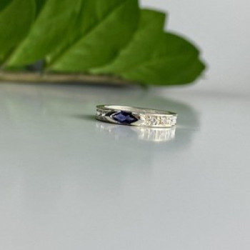 925 Sterling Silver Iolite & CZ Band Ring Size 6.5