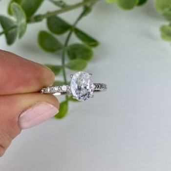 925 Sterling Silver CZ Ring Size 9.5