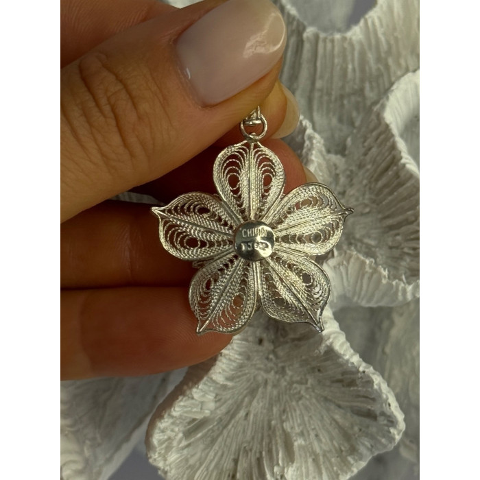 925 Sterling Silver Flower Pendant Length 1.50 inch
