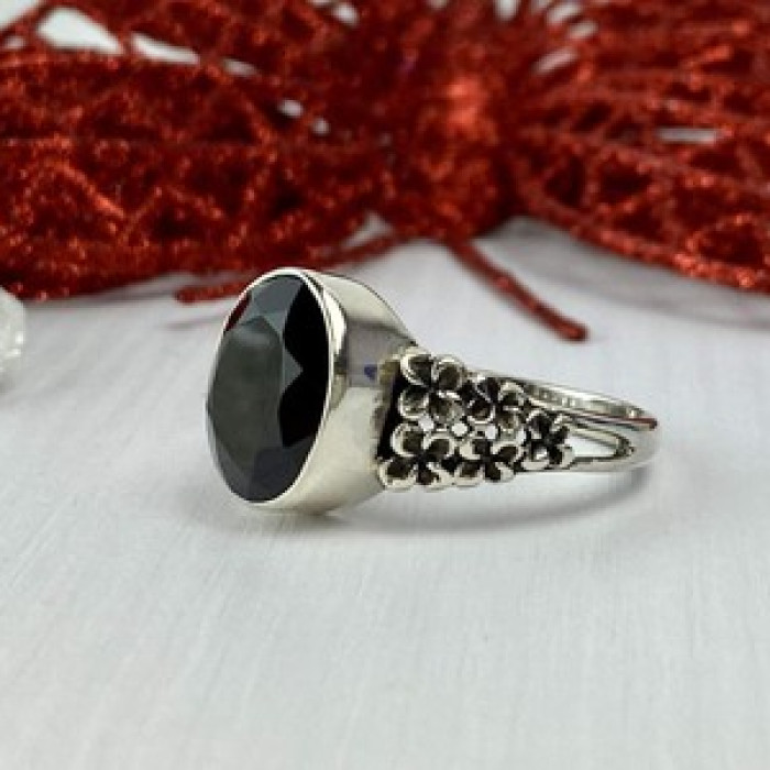925 Sterling Silver Black Onyx Ring Size 11.75