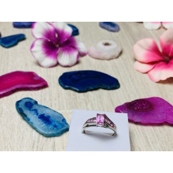 10K WHITE GOLD  PINK TOPAZ & DIAMONDS RING SIZE 7