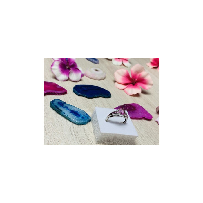 10K WHITE GOLD  PINK TOPAZ & DIAMONDS RING SIZE 7