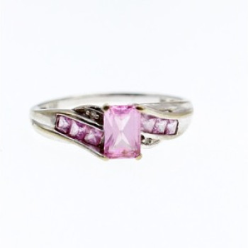 10K White Gold Pink Topaz & Diamonds Ring Size 7