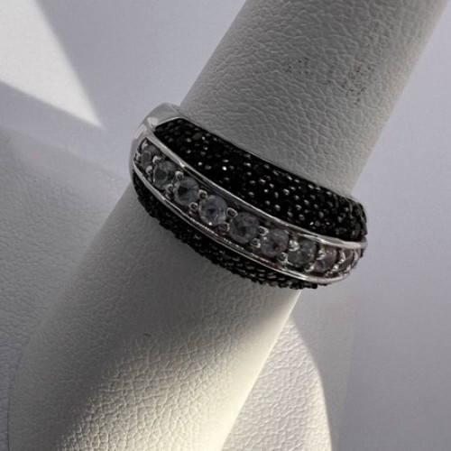 925 Sterling Silver Black & White Spinel Ring Size 6