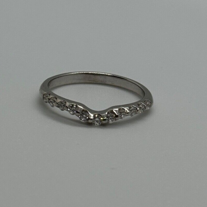 18K White Gold Diamonds Ring Size 6
