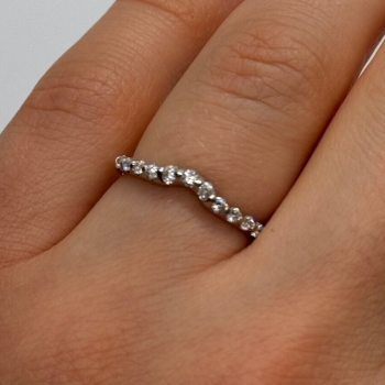 18K White Gold Diamonds Ring Size 6