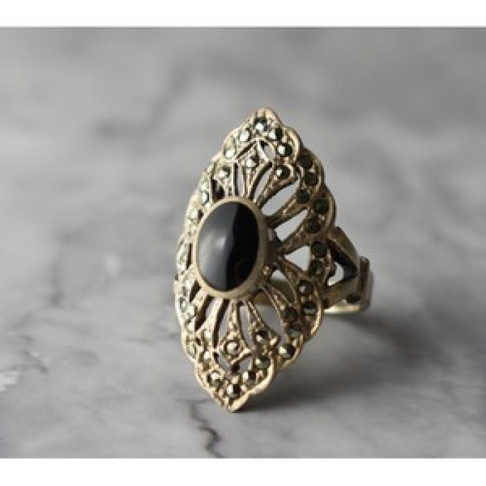925 Sterling Silver Black Tourmaline & Marcasites Ring Size 6