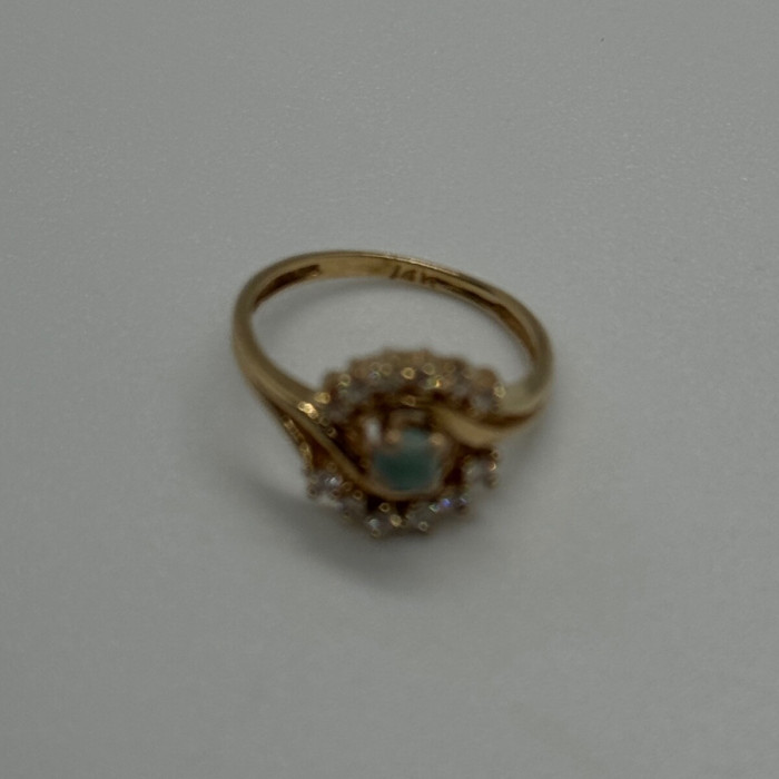 14K Yellow Gold Jadeite & Diamonds Ring Size 3