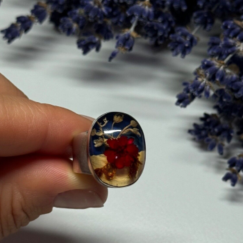 925 Sterling Silver With Natural Flowers In Epoxy Resin Ring Size 5