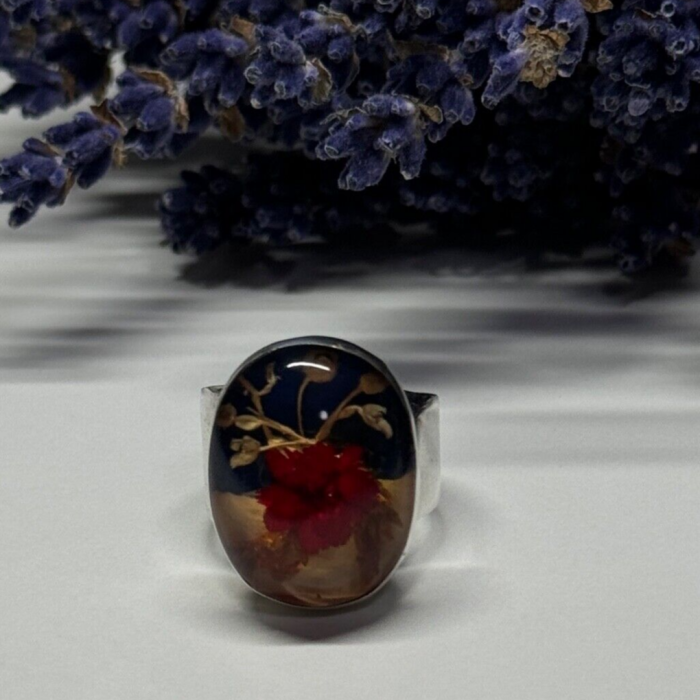 925 Sterling Silver With Natural Flowers In Epoxy Resin Ring Size 5