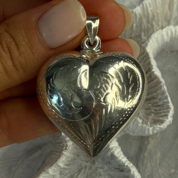 925 Sterling Silver Heart Locket Pendant Length 2 Inch