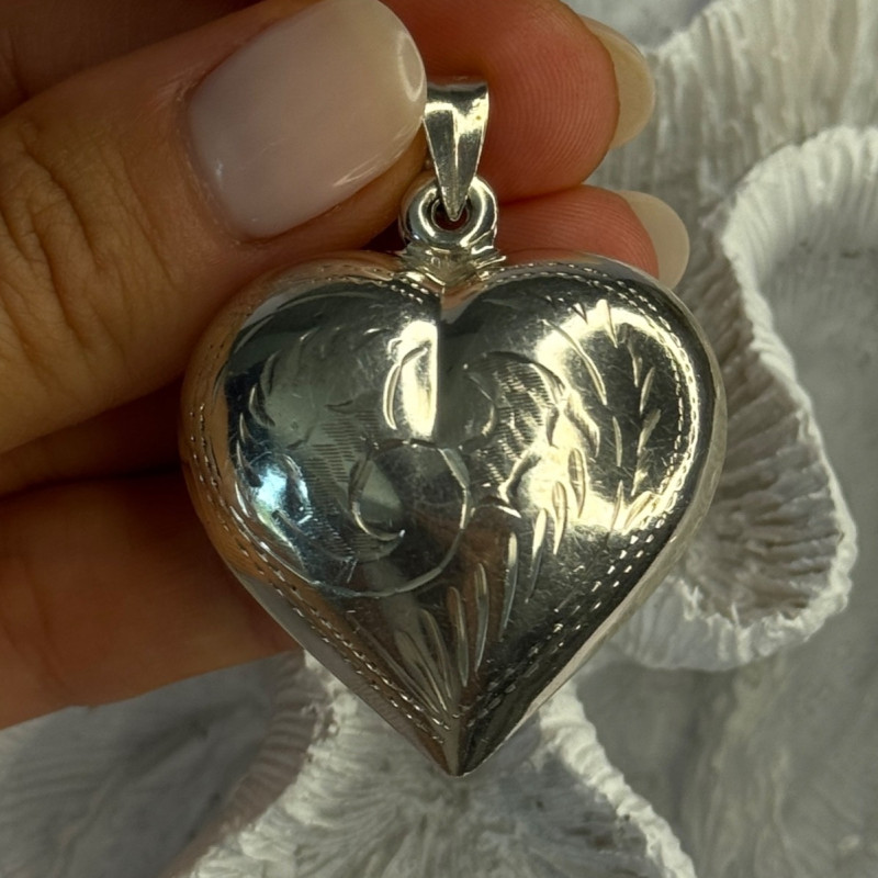 925 Sterling Silver Heart Locket Pendant Length 2 Inch