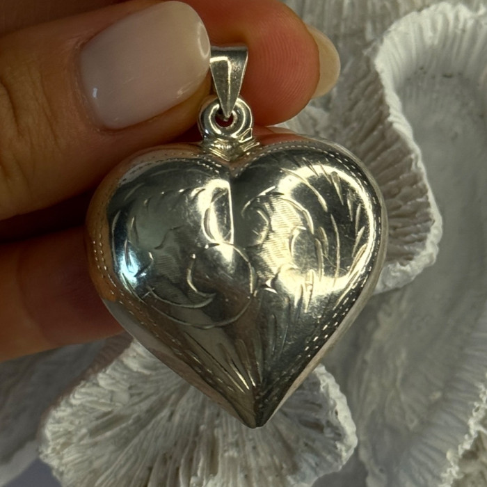 925 Sterling Silver Heart Locket Pendant Length 2 Inch