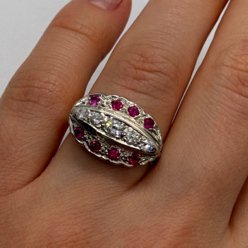 14K White Gold White & Pink Topaz Ring Size 5.5