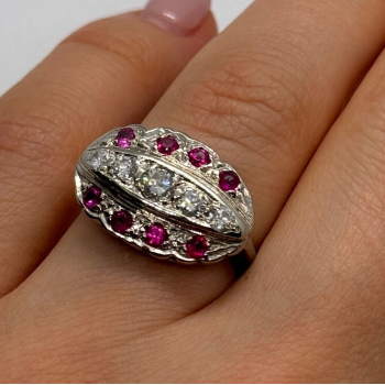 14K WHITE GOLD WHITE & PINK TOPAZ  RING SIZE 5.5