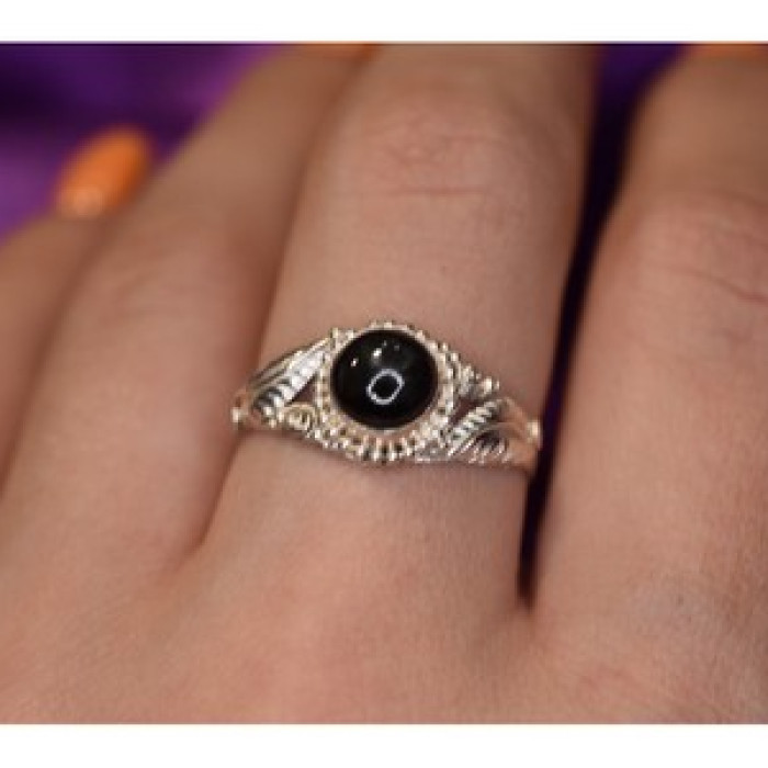 925 Sterling Silver Star Sapphire Ring Size 8