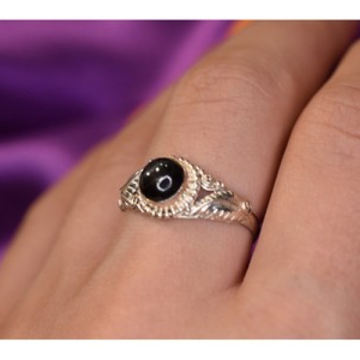 925 Sterling Silver Star Sapphire Ring Size 8