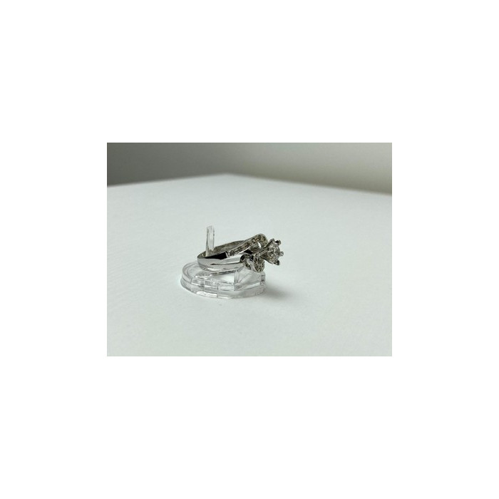 925 Sterling Silver White/colorless CZ Ring Size 5.5