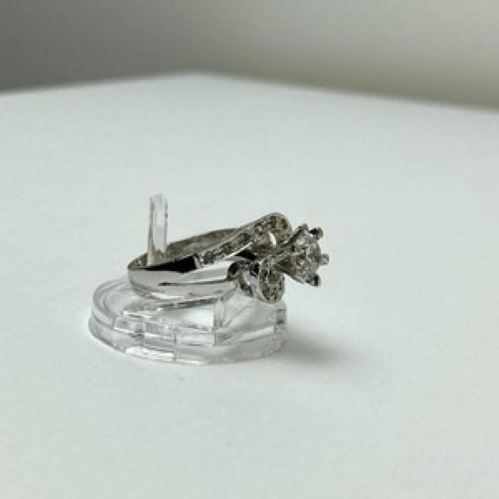 925 Sterling Silver White/Colorless CZ Ring Size 5.5