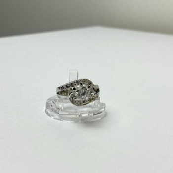 925 Sterling Silver White/Colorless CZ Ring Size 5.5