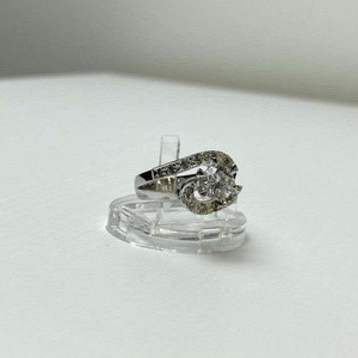 925 Sterling Silver White/Colorless CZ Ring Size 5.5
