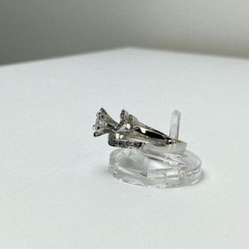 925 Sterling Silver White/Colorless CZ Ring Size 5.5