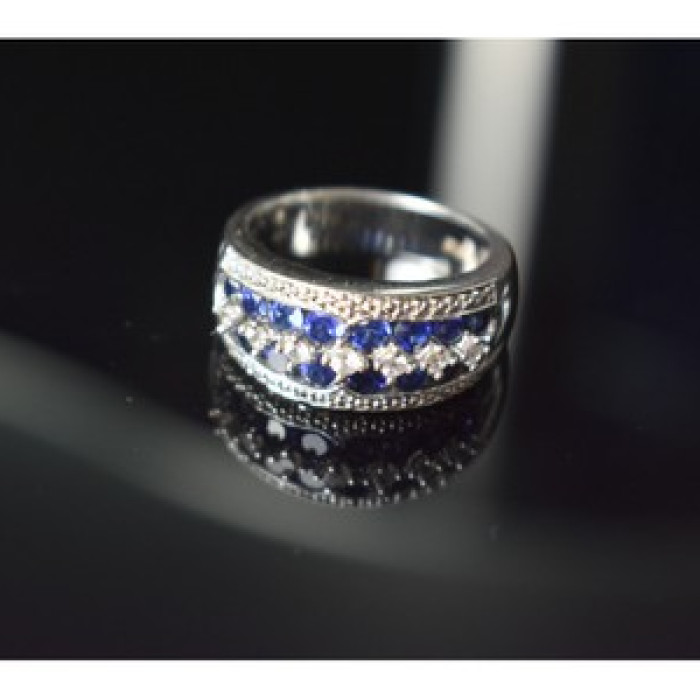925 Sterling Silver London Blue & White Topaz Ring Size 6.5