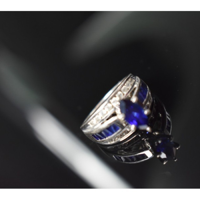 925 Sterling Silver London Blue & White Topaz Ring Size 6.5