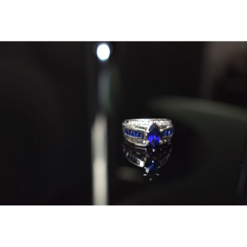 925 Sterling Silver London Blue & White Topaz Ring Size 6.5