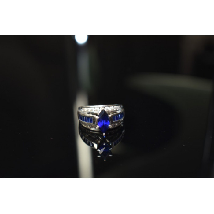 925 Sterling Silver London Blue & White Topaz Ring Size 6.5