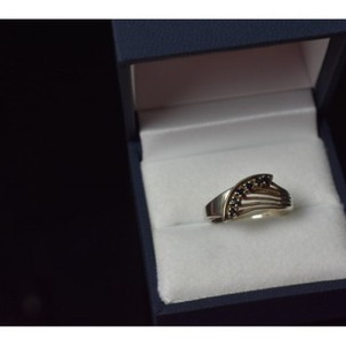 925 Sterling Silver Sapphires Ring Size 6.5