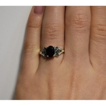 925 Sterling Silver Garnet & Black Jade Ring Size 6.5