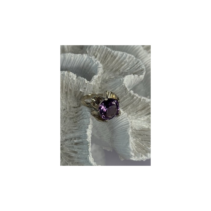925 Sterling Silver Amethyst Ring Size 6.5