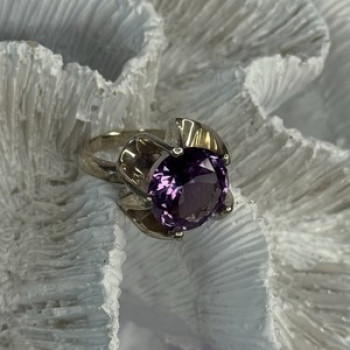 925 Sterling Silver Amethyst Ring Size 6.5