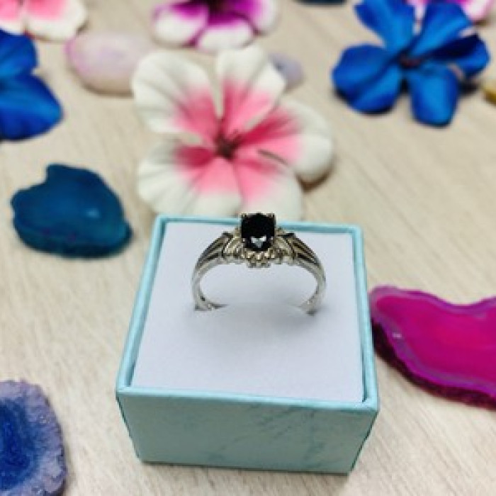 925 Sterling Silver Dark Blue Spinel Ring Size 6.5