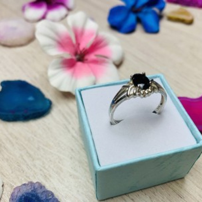 925 Sterling Silver Dark Blue Spinel Ring Size 6.5