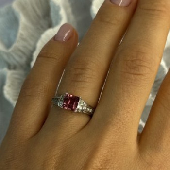 10K White Gold Spinel & Diamonds Ring Size 7