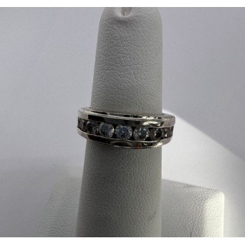 925 Sterling Silver & CZ Ring Size 4