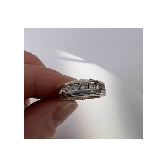 925 Sterling Silver & CZ Ring Size 4