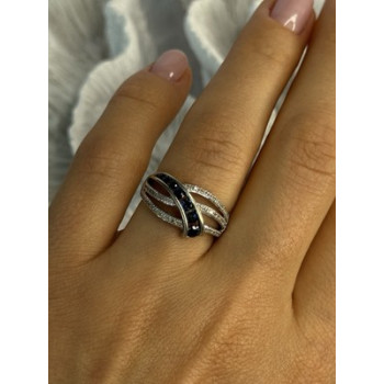 10K WHITE GOLD SAPPHIRE & DIAMOND RING SIZE 7