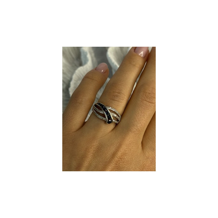 10K WHITE GOLD SAPPHIRE & DIAMOND RING SIZE 7