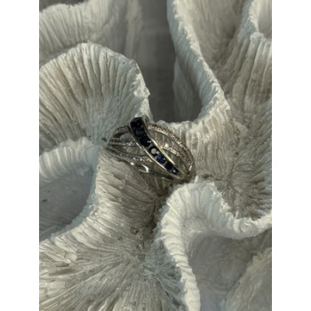 10K WHITE GOLD SAPPHIRE & DIAMOND RING SIZE 7